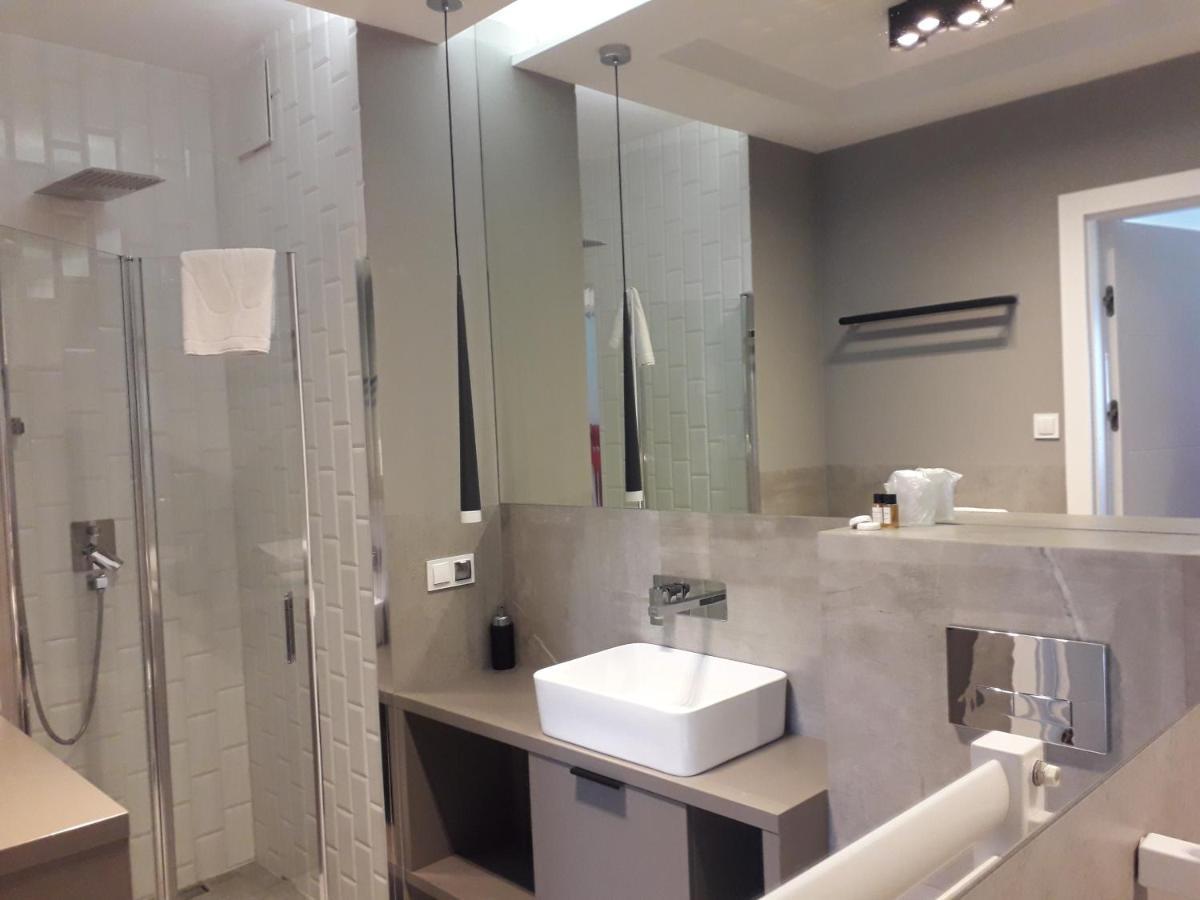 Apartamenty I.M.A Towarowa Poznan Luaran gambar