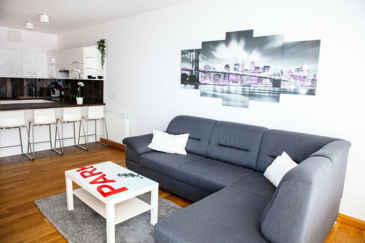 Apartamenty I.M.A Towarowa Poznan Luaran gambar